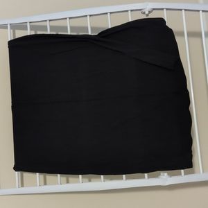 Black pencil skirt with side slit